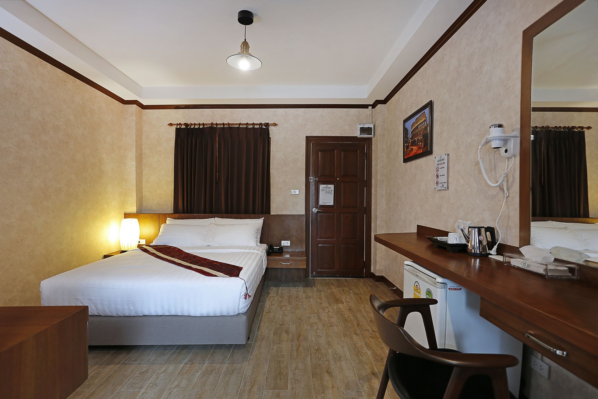 The Vega Resort Chonburi Buitenkant foto