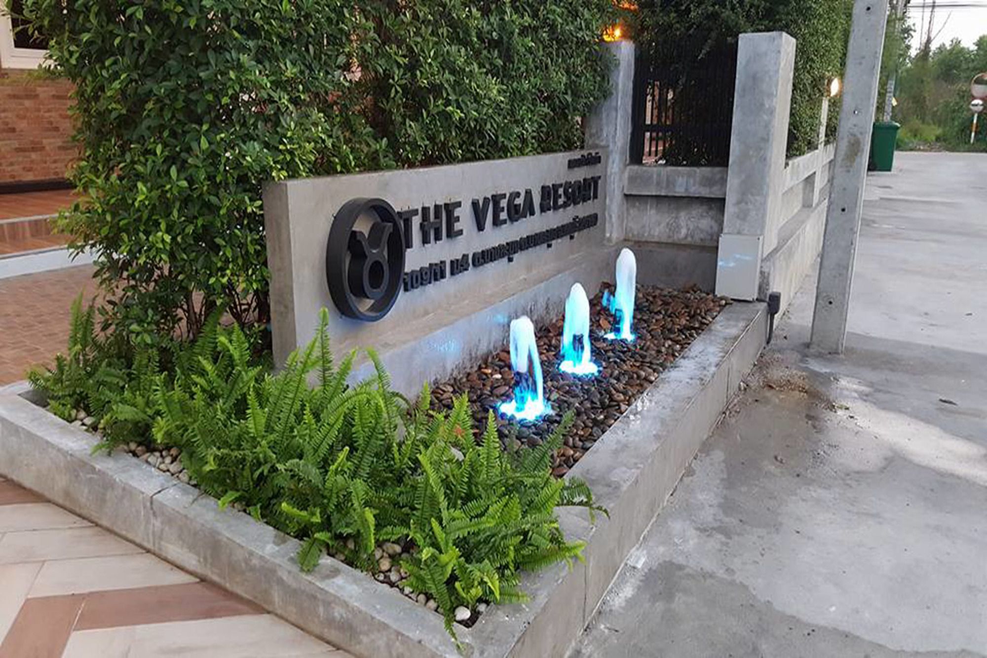 The Vega Resort Chonburi Buitenkant foto